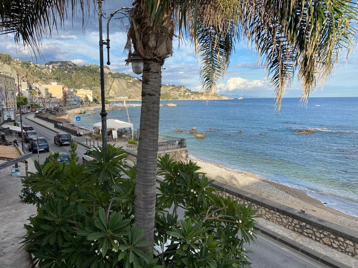 Casa Nicole Fronte Mare Villa Giardini Naxos Eksteriør billede