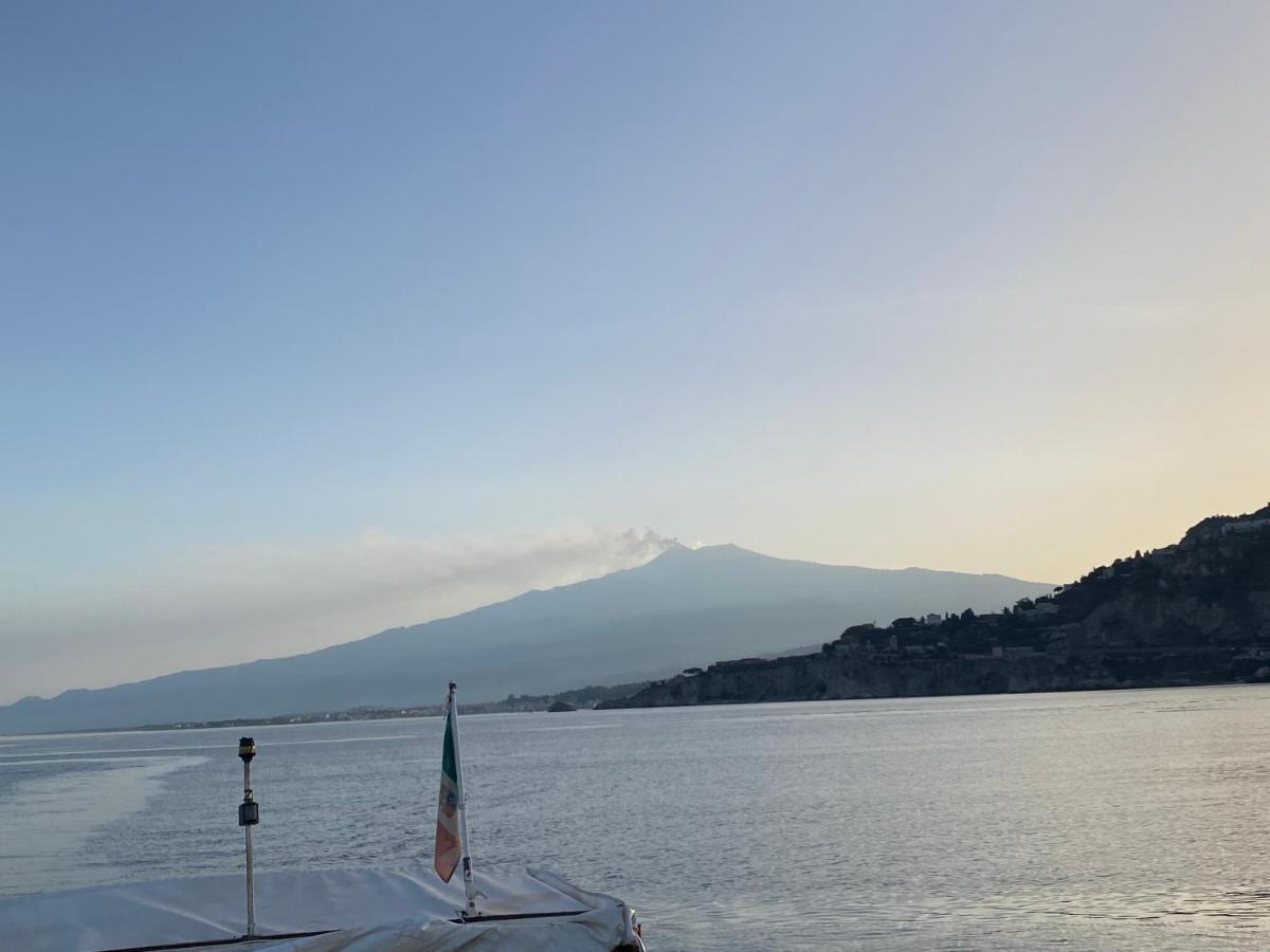Casa Nicole Fronte Mare Villa Giardini Naxos Eksteriør billede