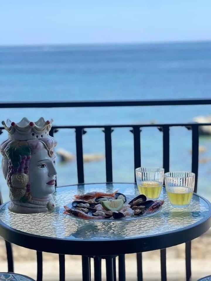 Casa Nicole Fronte Mare Villa Giardini Naxos Eksteriør billede