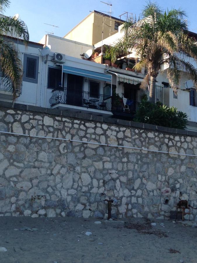 Casa Nicole Fronte Mare Villa Giardini Naxos Eksteriør billede