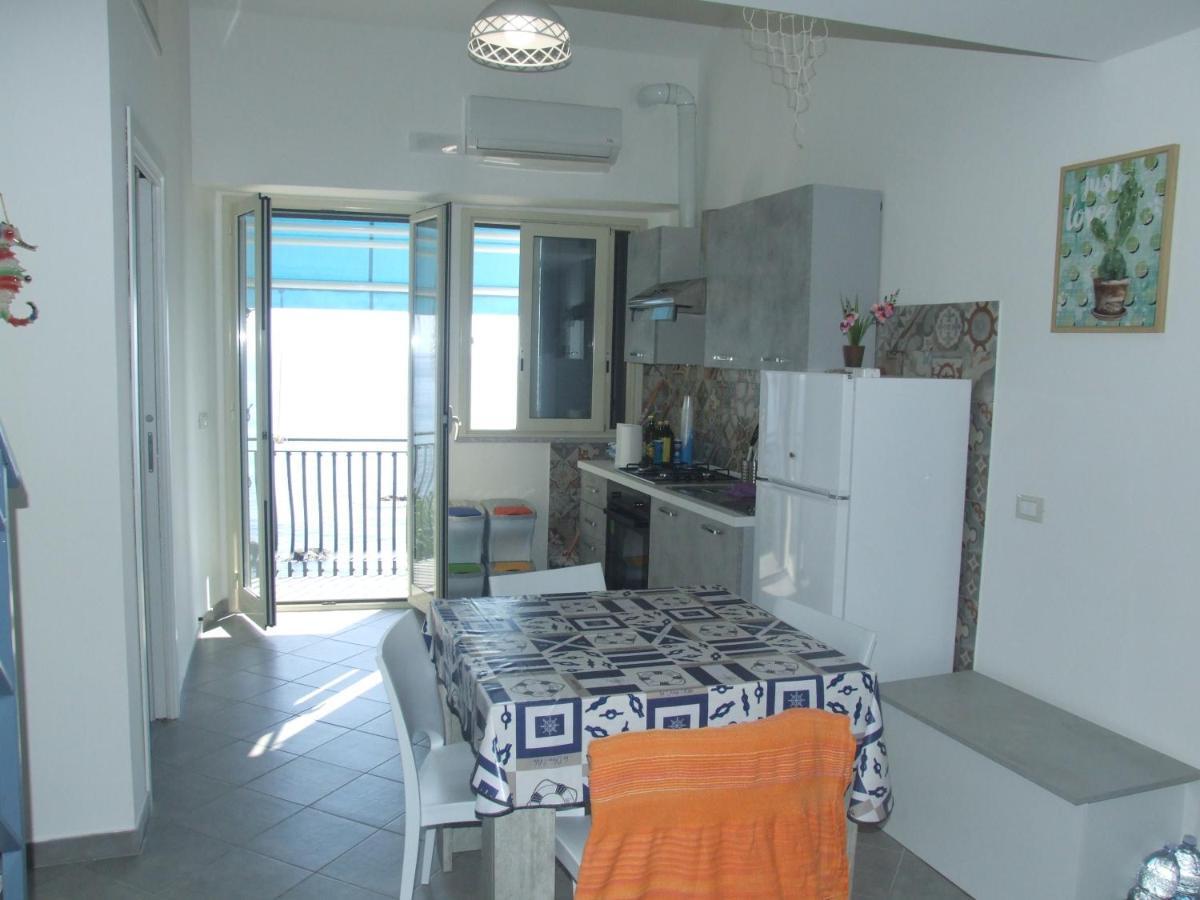 Casa Nicole Fronte Mare Villa Giardini Naxos Eksteriør billede