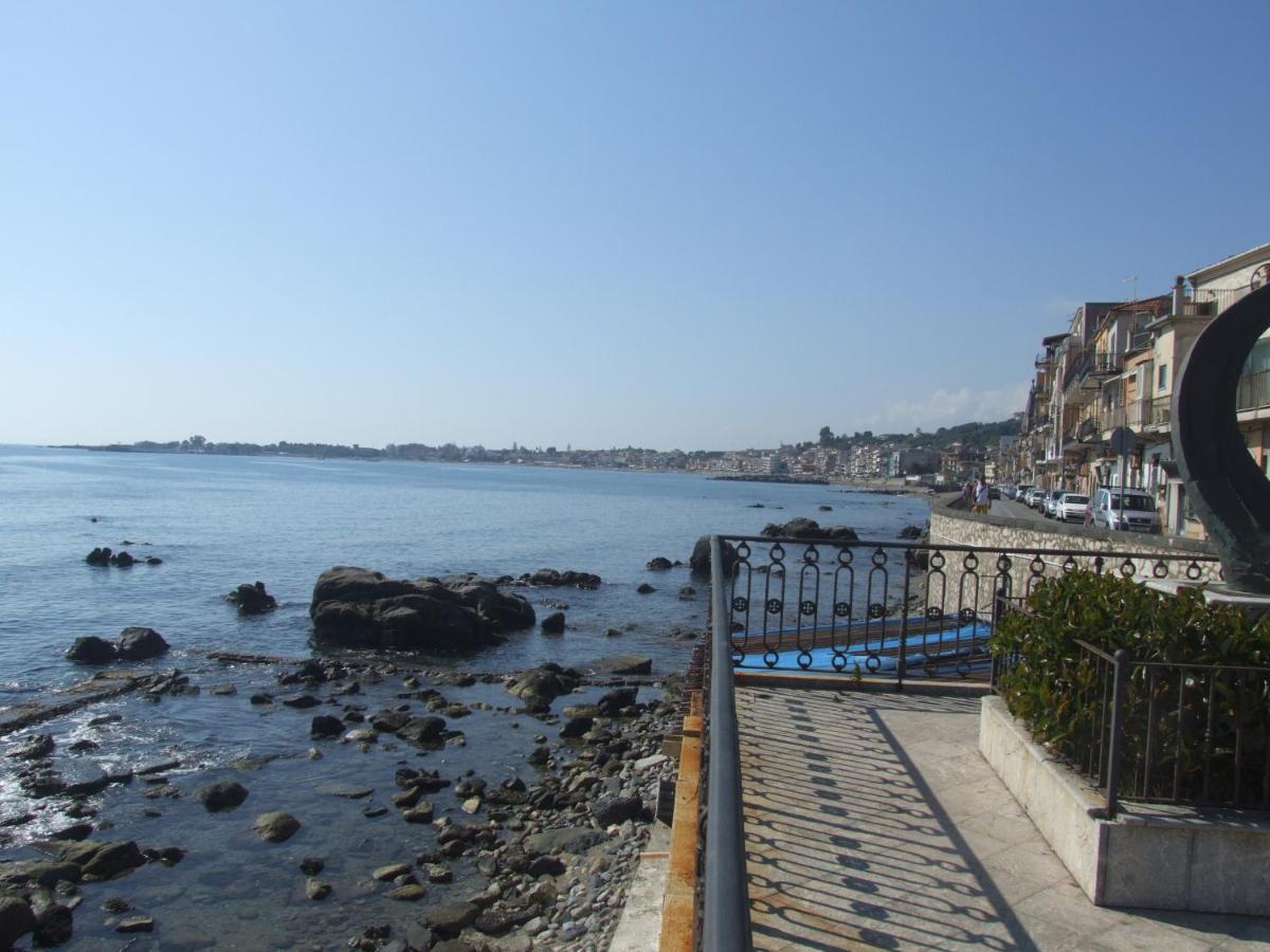 Casa Nicole Fronte Mare Villa Giardini Naxos Eksteriør billede
